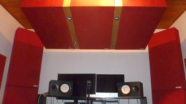bass trap a soffitto