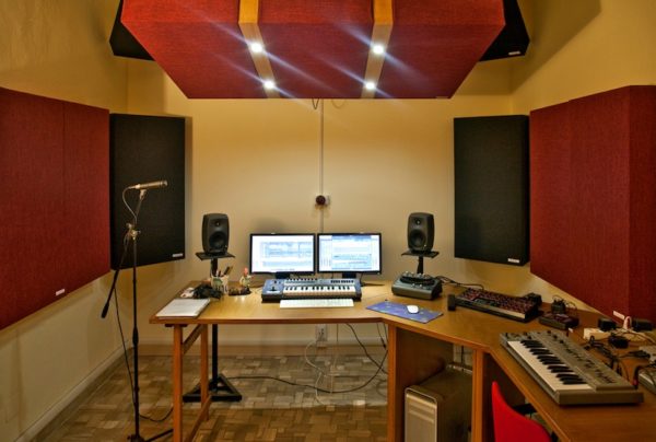 Bass trap a soffitto studio cloud con Magnetic Panel Technology (MPT®) - CloudMaster - immagine 6