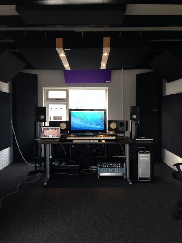 Bass trap a soffitto studio cloud con Magnetic Panel Technology (MPT®) - CloudMaster - immagine 2