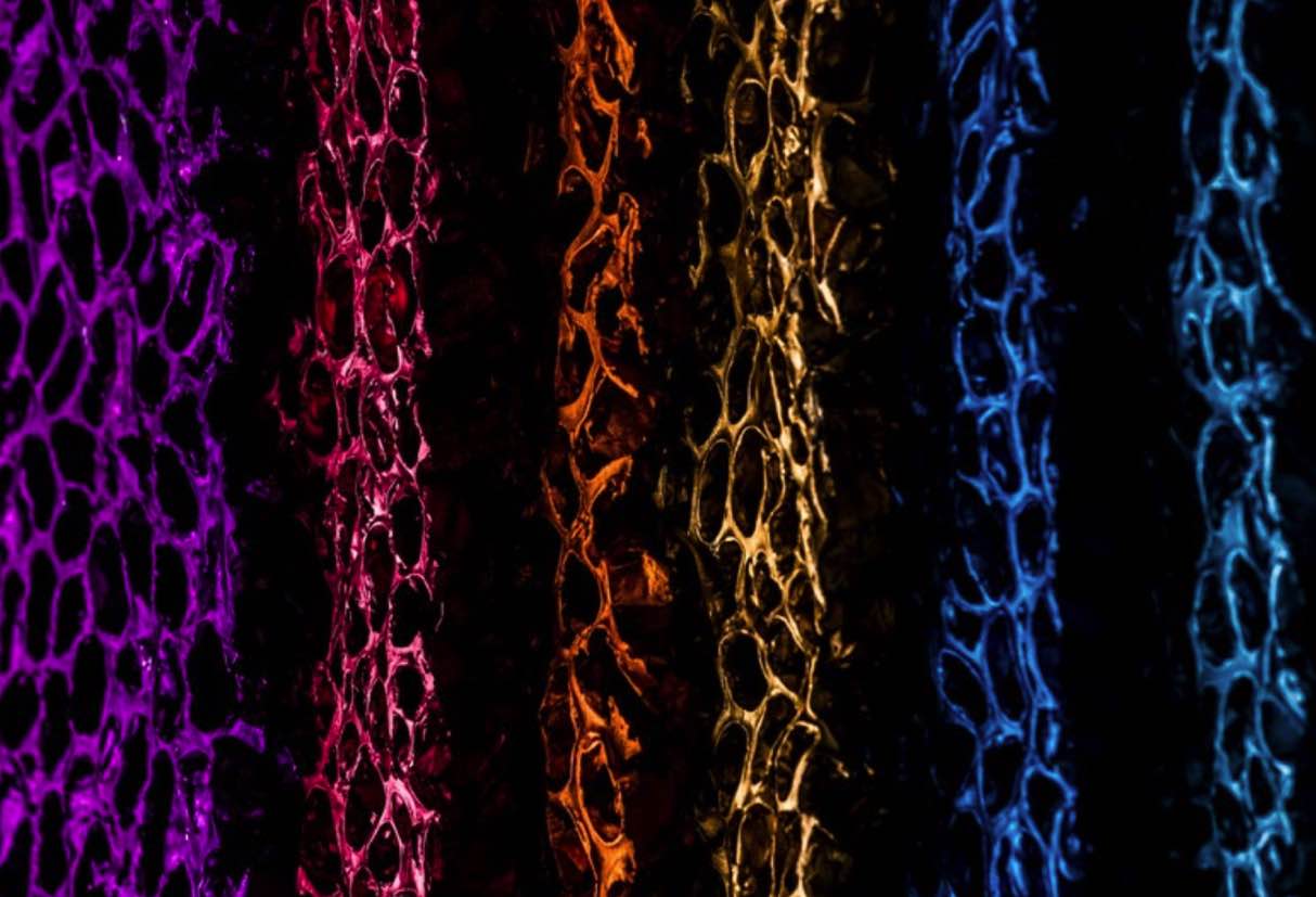 Pannelli acustici in alluminio e tessuto serie Magma. Colorazioni personalizzabili