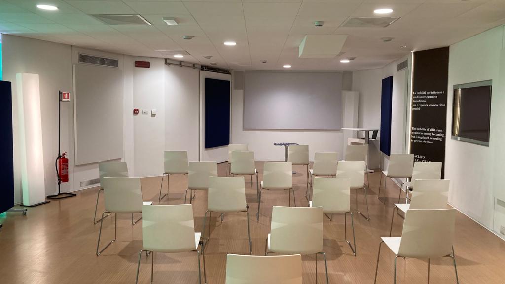 Pannelli fonoassorbenti per sala conferenze Nivea